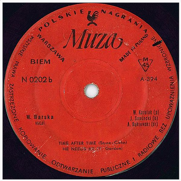 https://www.discogs.com/release/6477384-Wanda-Warska-Sings-Standards