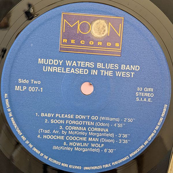 https://www.discogs.com/release/2219646-Muddy-Waters-Blues-Band-Unreleased-In-The-West